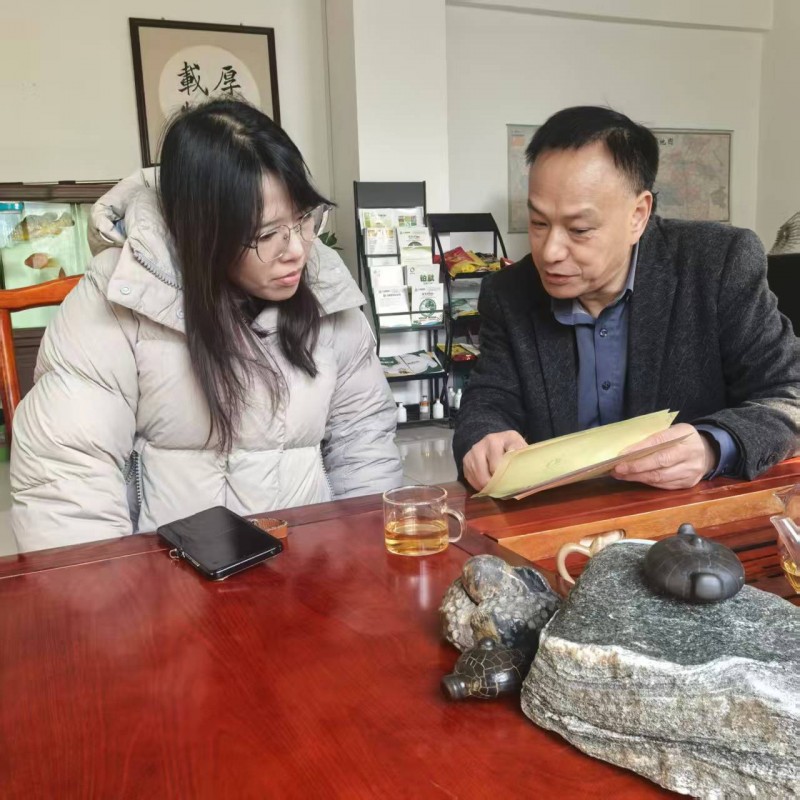 Mr. Cao iš Zhejiang aplankė Baosheng pašarų gamyklą patikrinimo ekskursijai